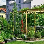 Regina Fuerstensuite شقة